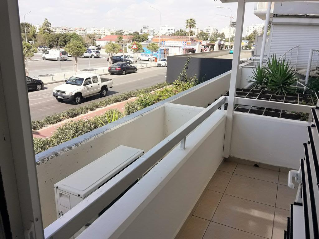16 Sandy Beach Larnaca Exterior foto