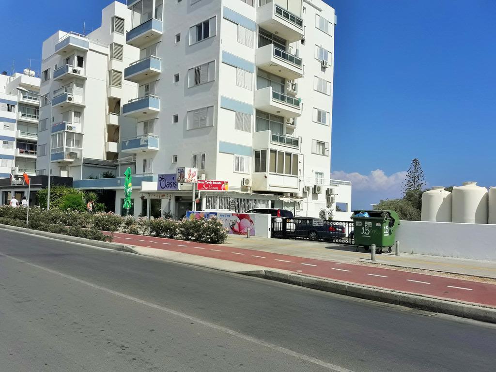 16 Sandy Beach Larnaca Exterior foto