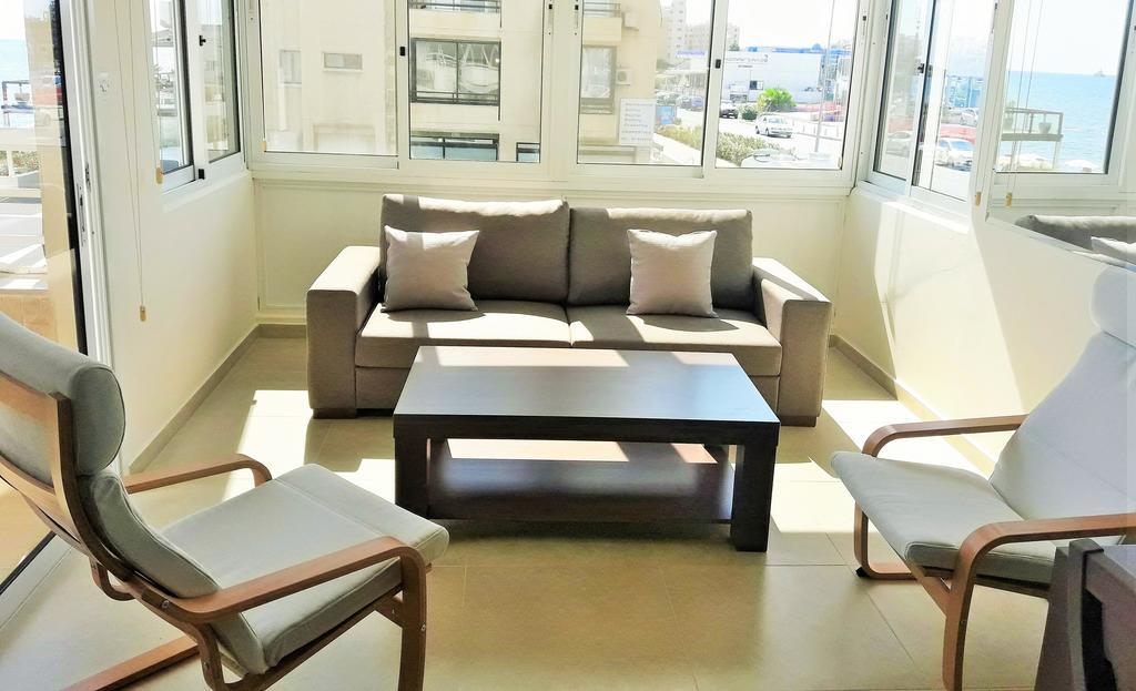 16 Sandy Beach Larnaca Exterior foto