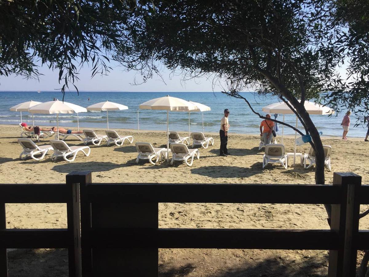 16 Sandy Beach Larnaca Exterior foto