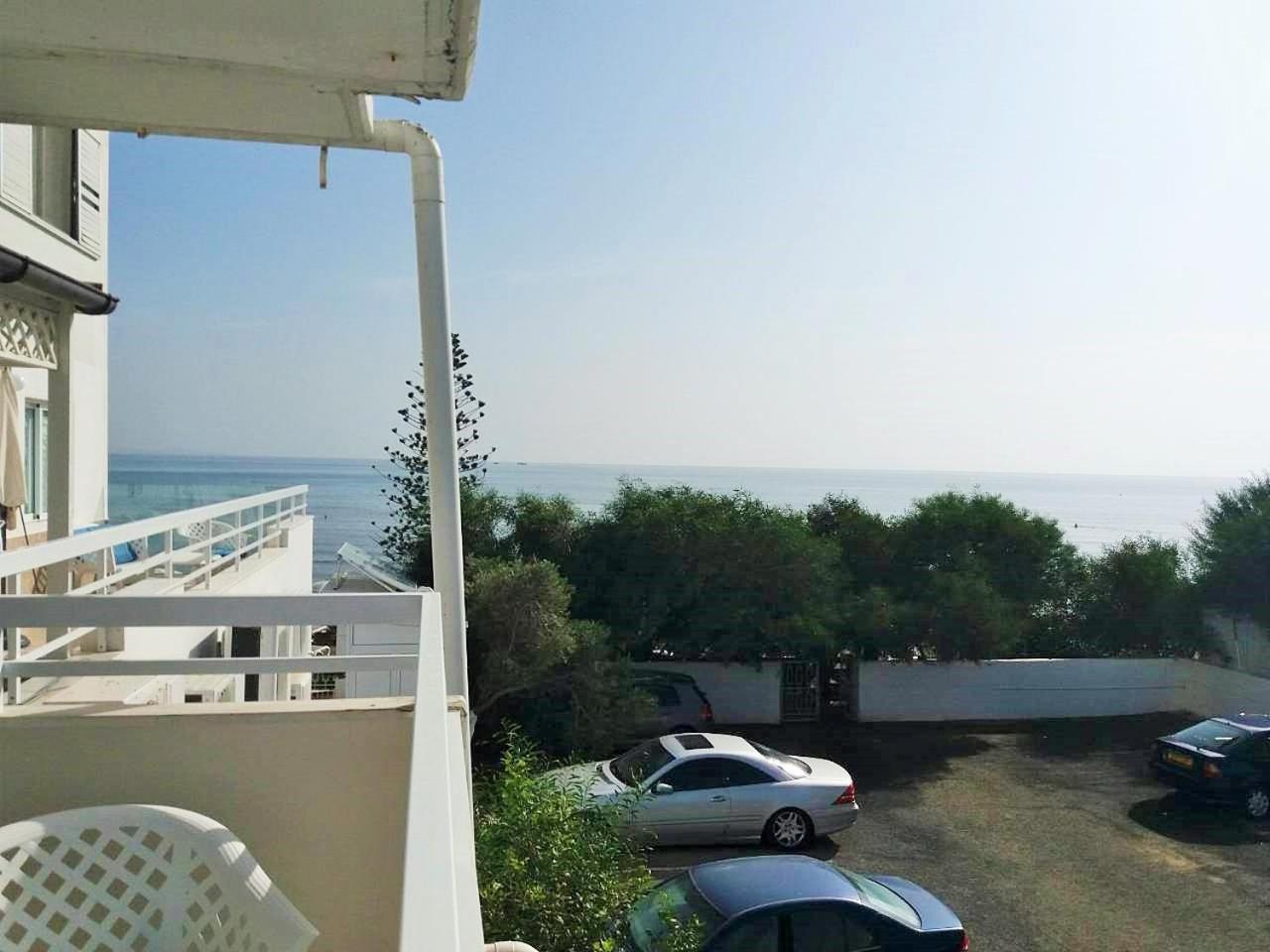16 Sandy Beach Larnaca Exterior foto